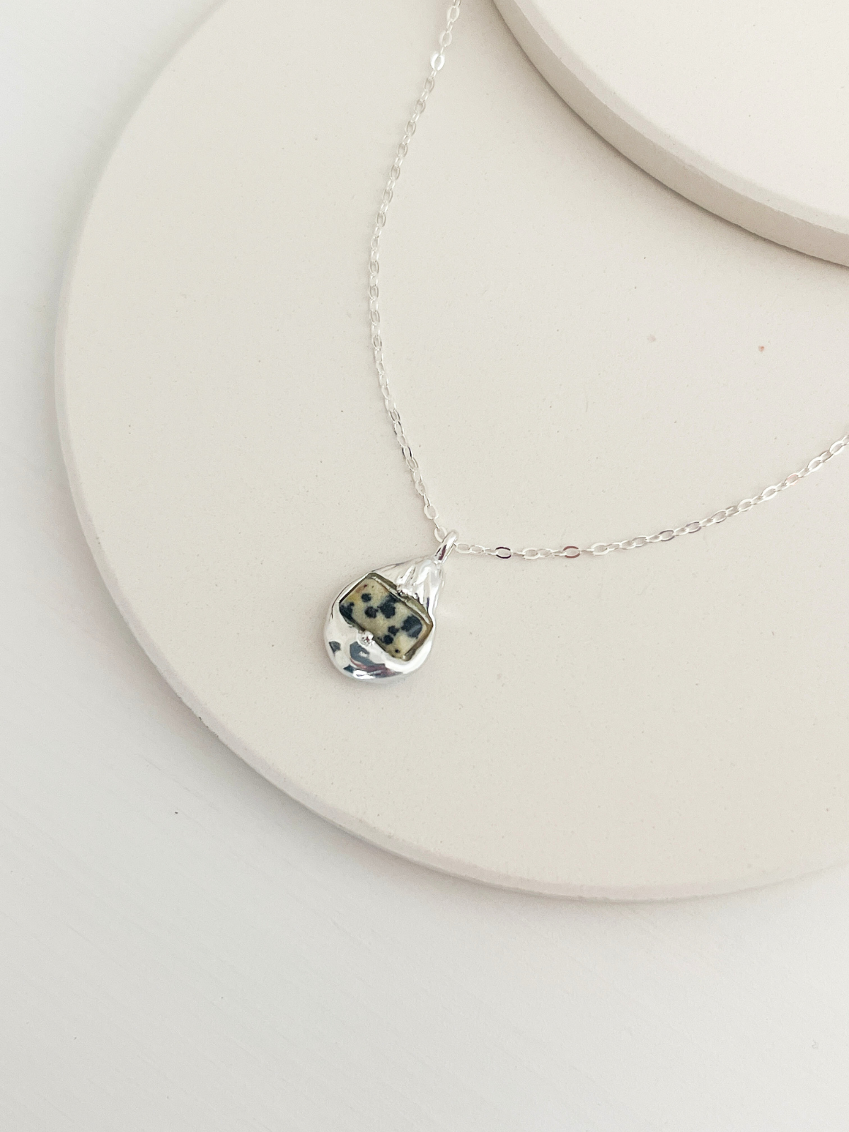Ezra Necklace Silver