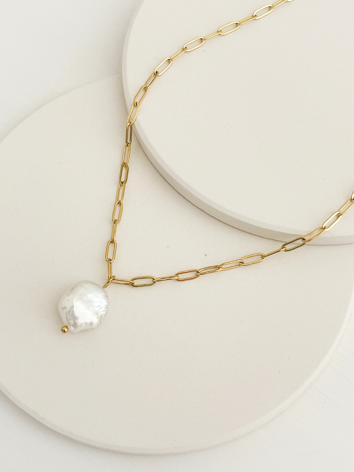 Meret Necklace Gold