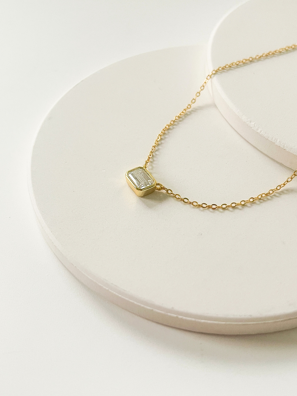 Marlowe Moissanite Pendant Gold