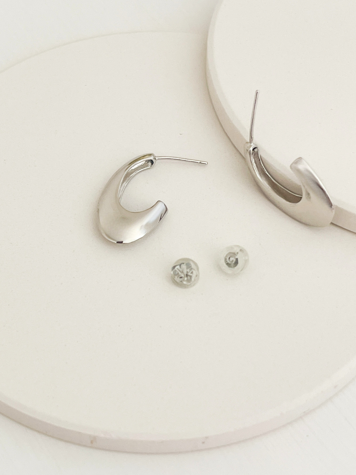 Selene Oval Hoops Silver
