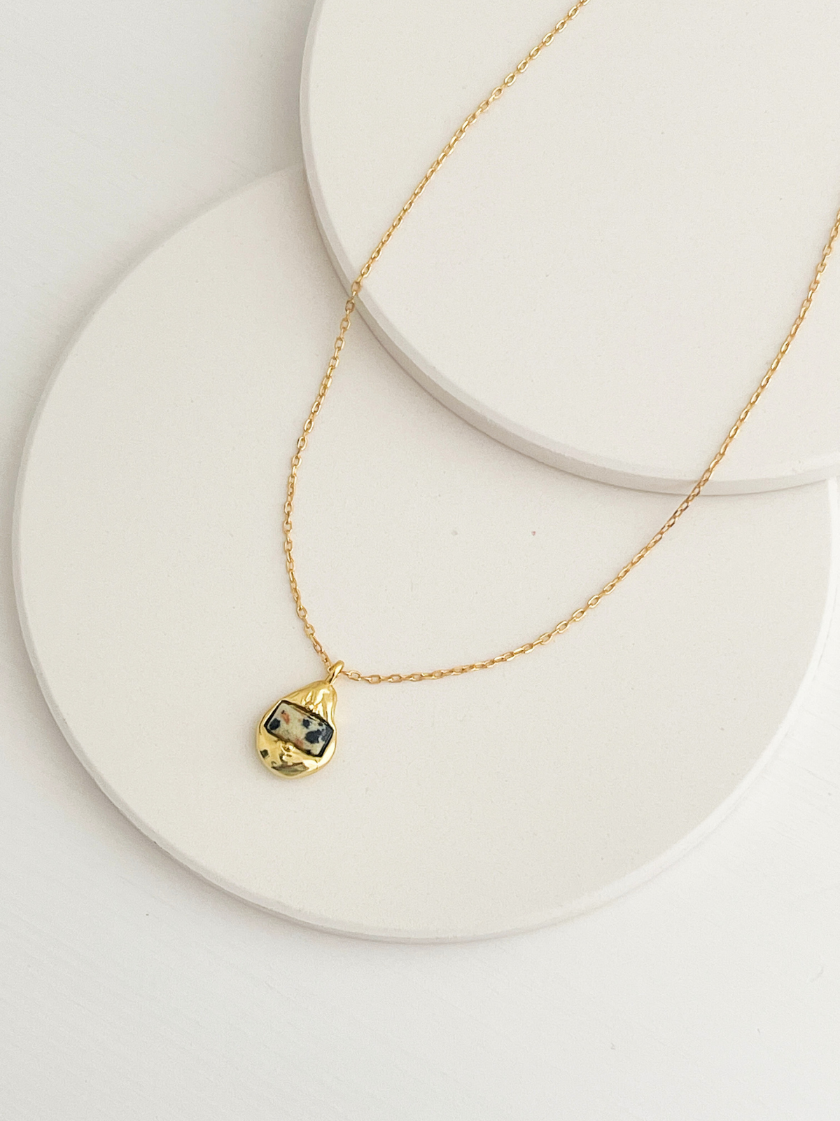 Ezra Necklace Gold