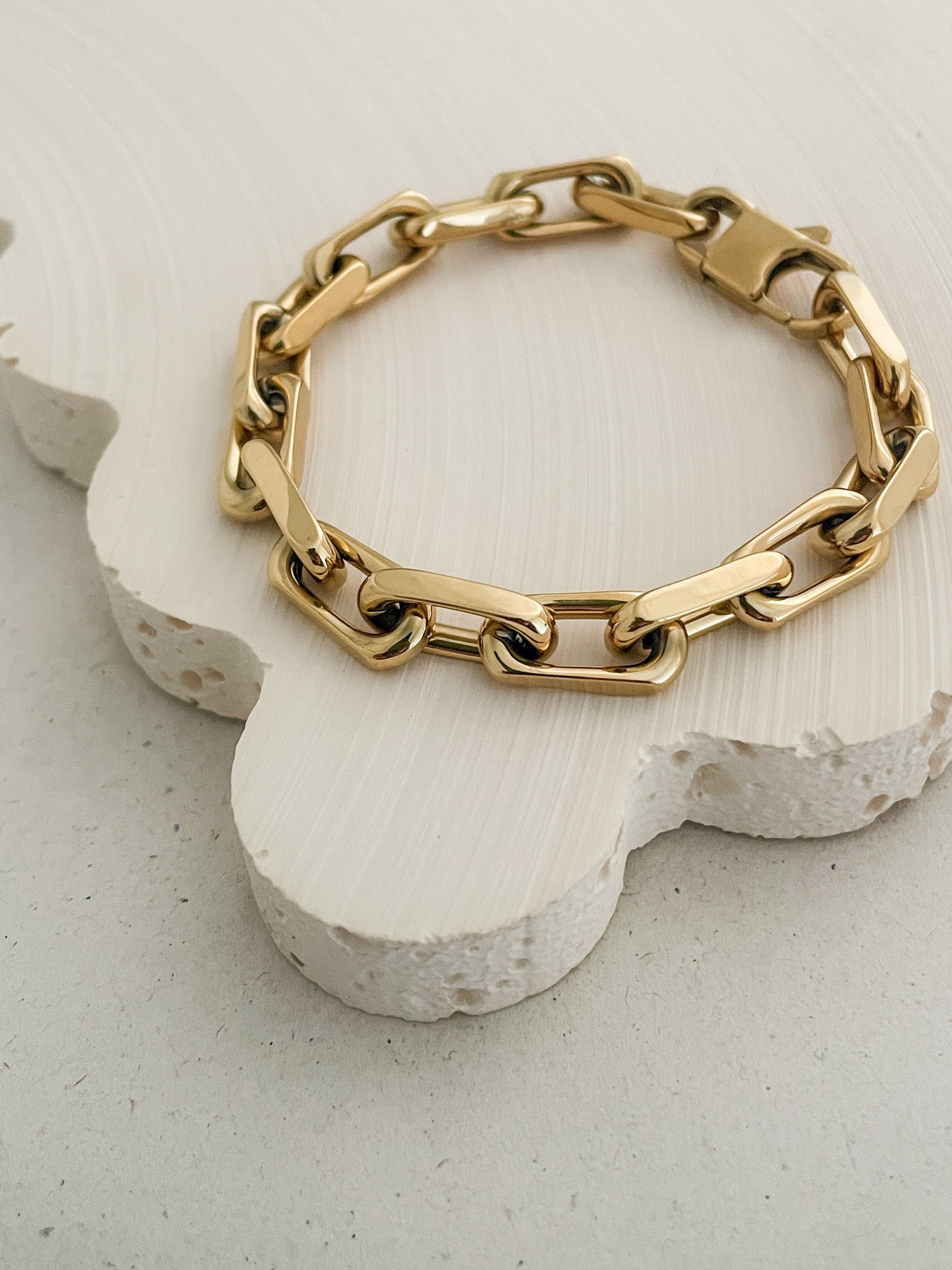 Alice Bracelet