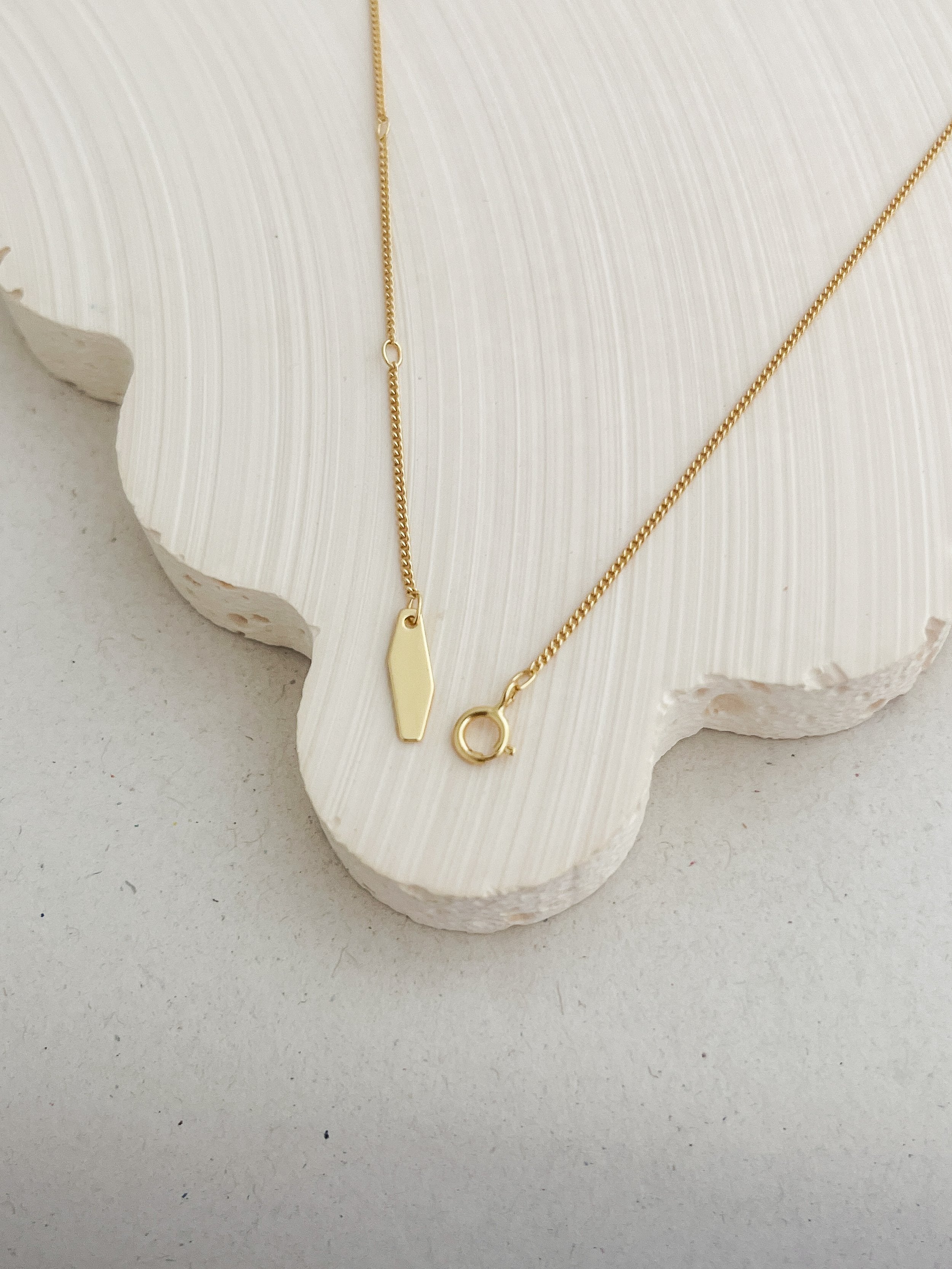 Aphrodite Necklace Gold