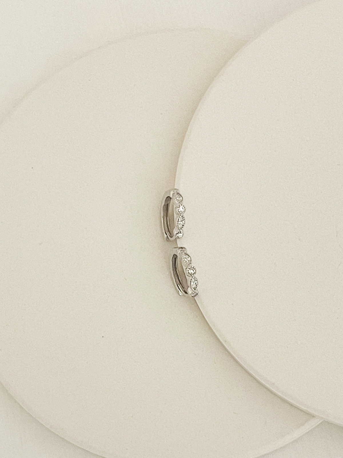Grace Huggies Silver