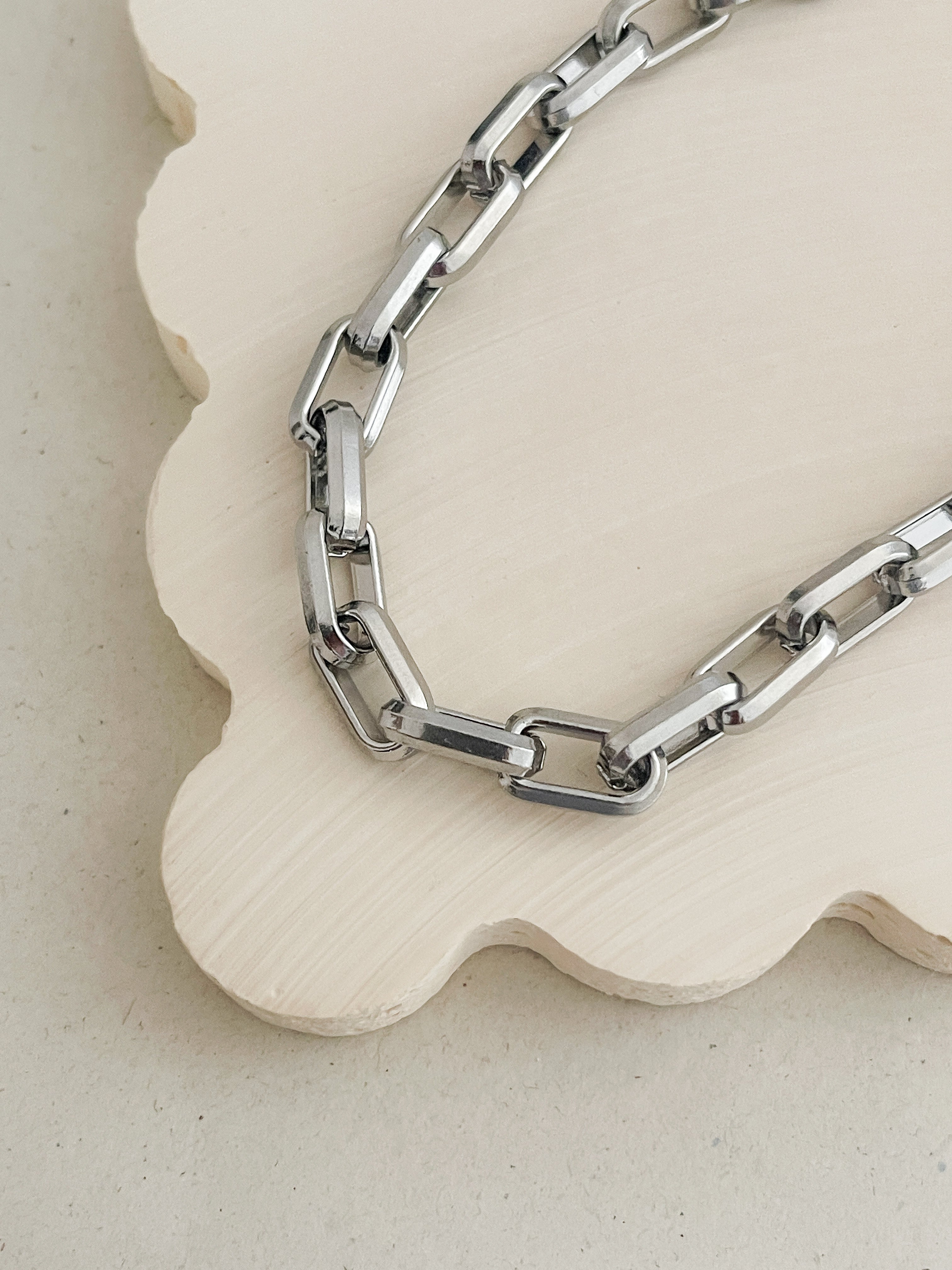 Alice Necklace Silver