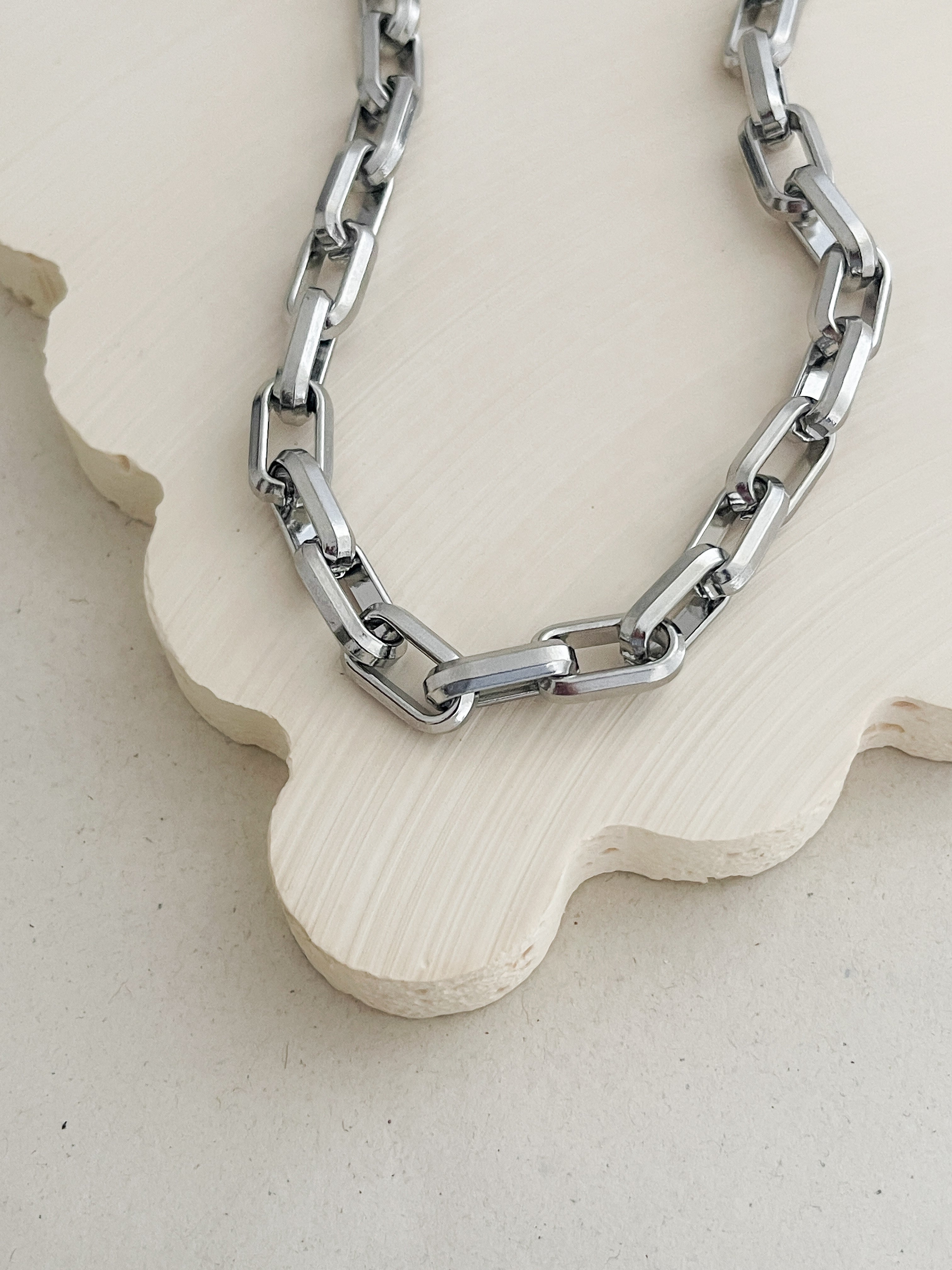 Alice Necklace Silver
