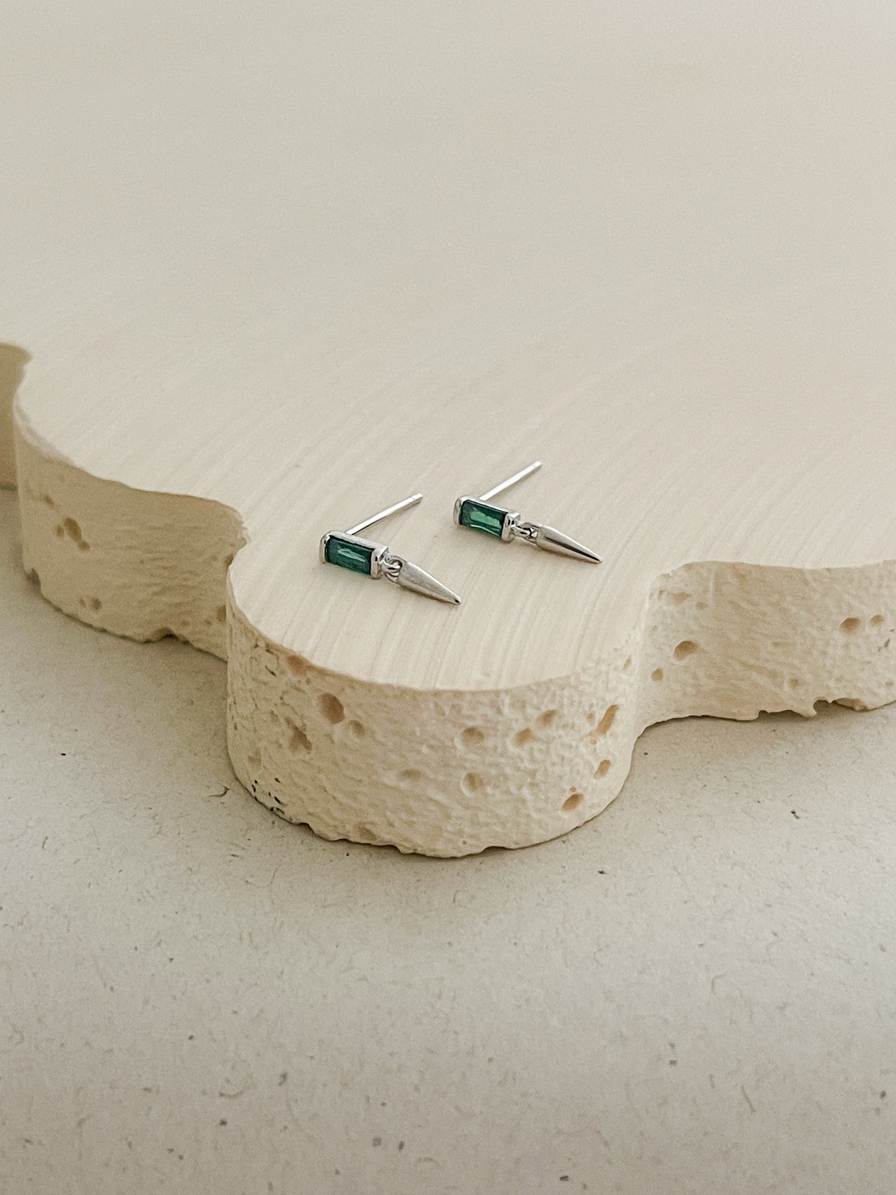 Mia Studs Silver