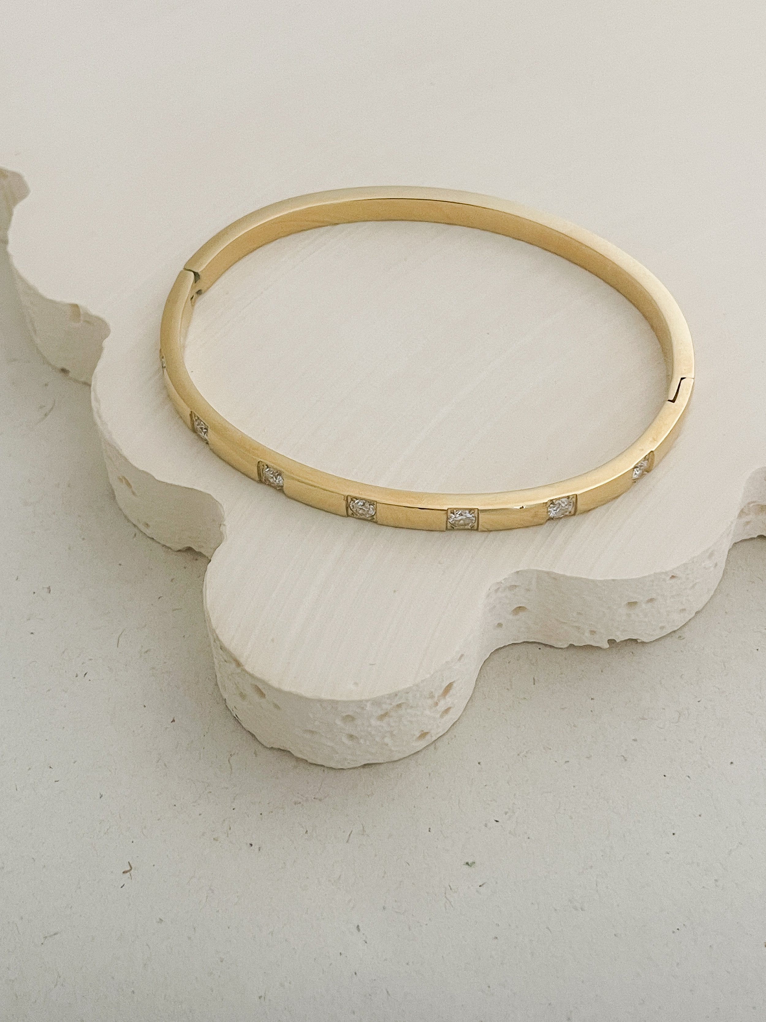 Ines Bangle Gold