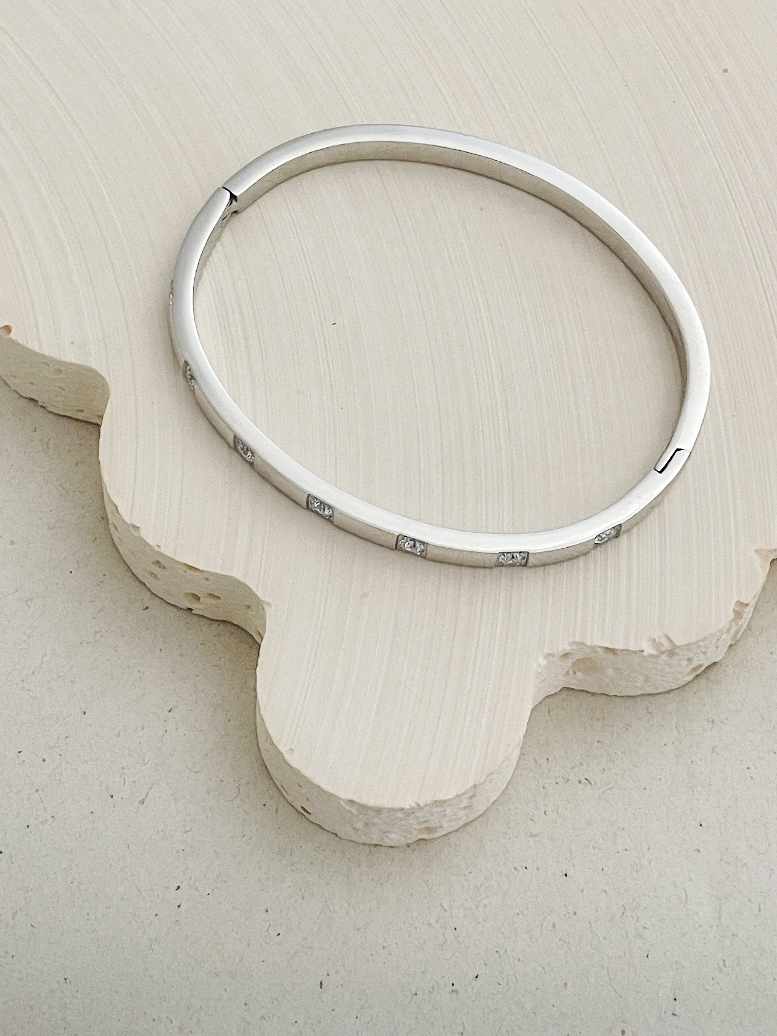 Ines Bangle Silver
