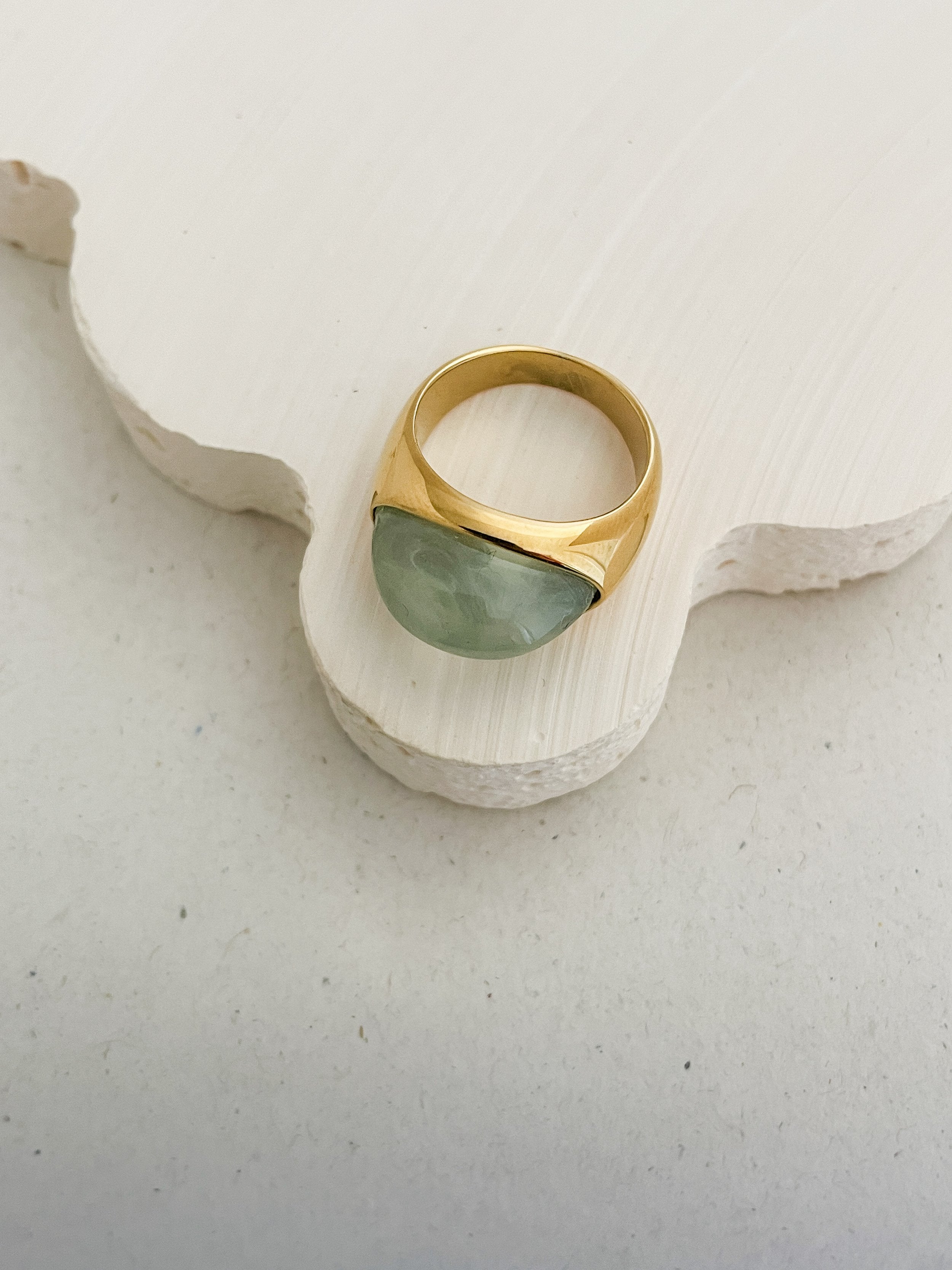 Libra Ring Gold