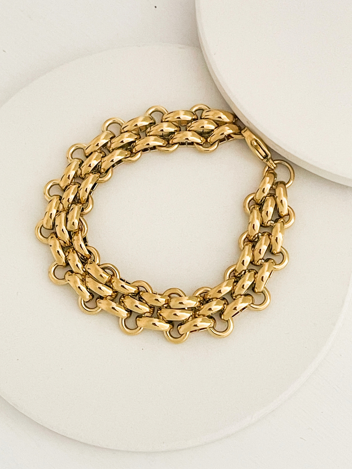 Lola Bracelet Gold