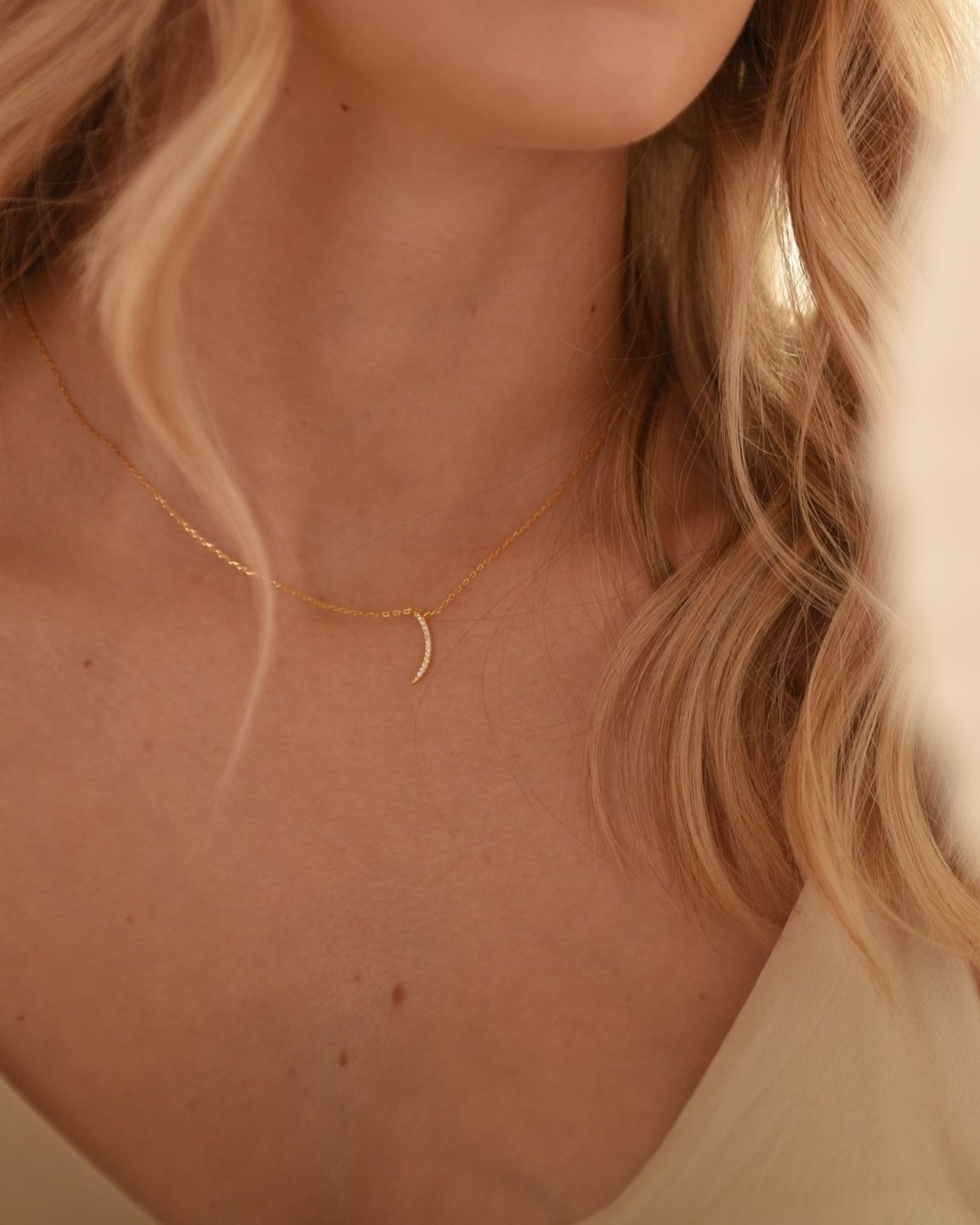 Luna Necklace