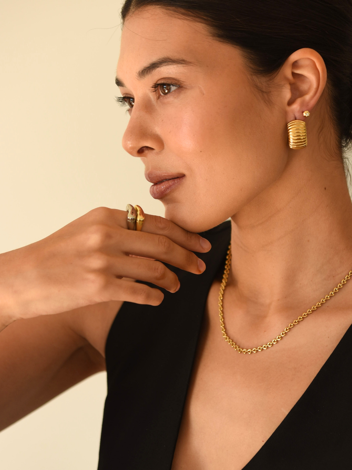 Nia Wishbone Necklace Gold