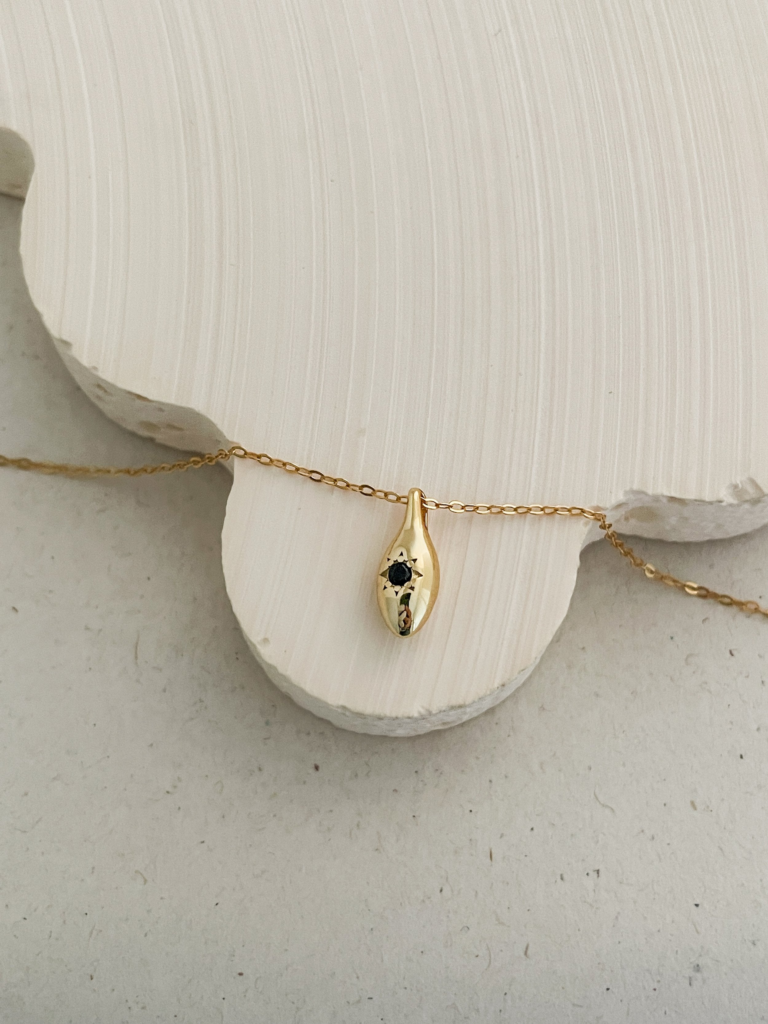Pollux Necklace Gold