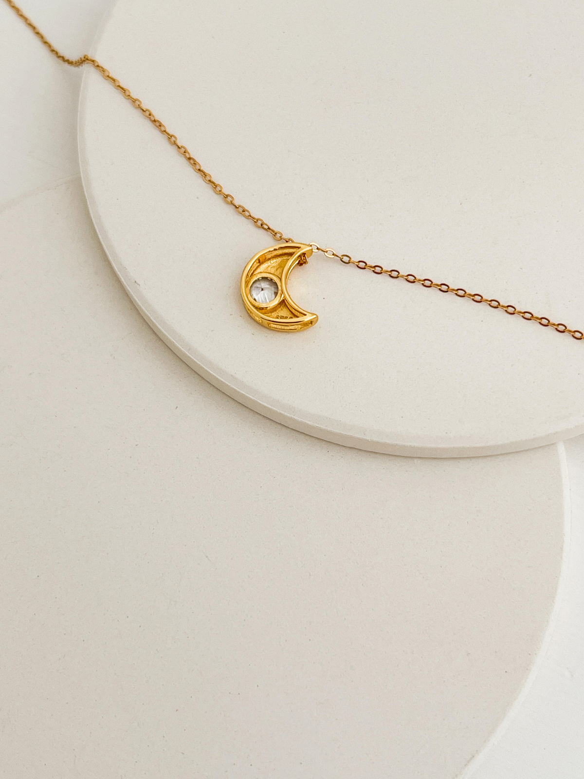 Skye Necklace Gold