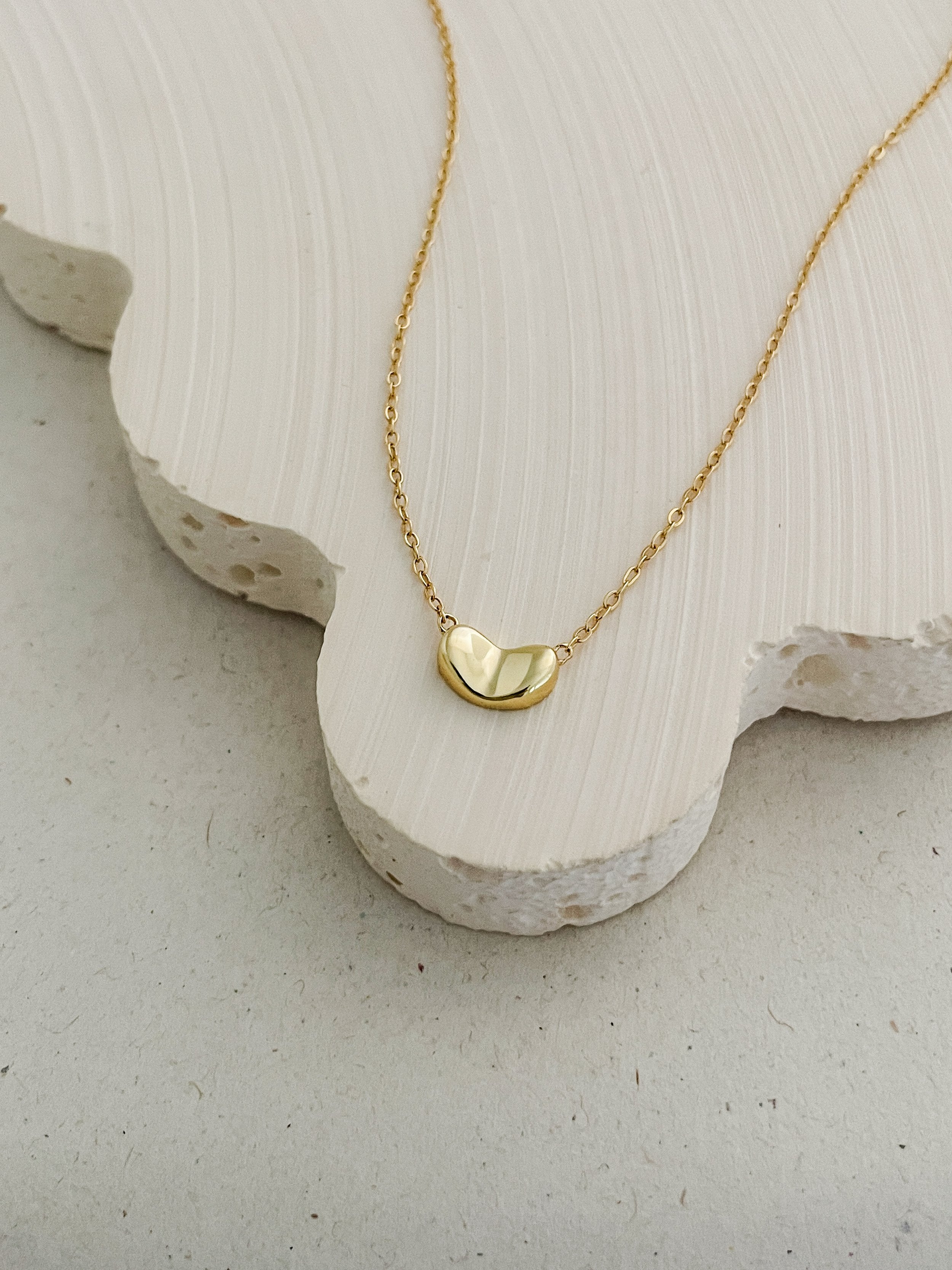 Venus Necklace