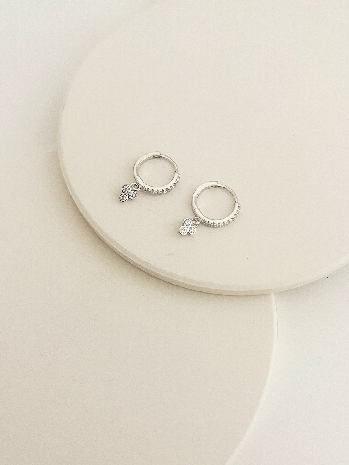 Harper Huggies Silver