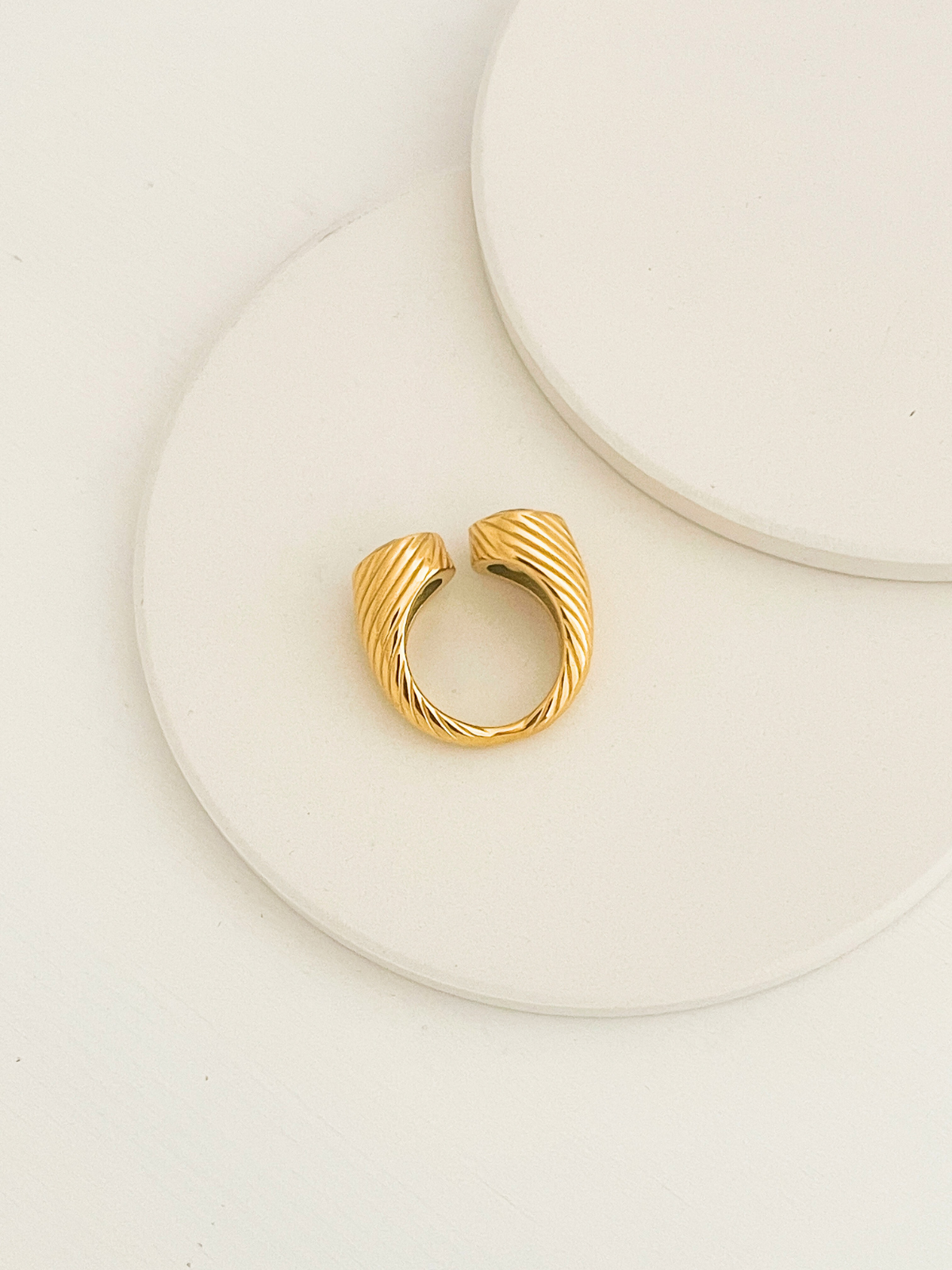 Olivia Ring